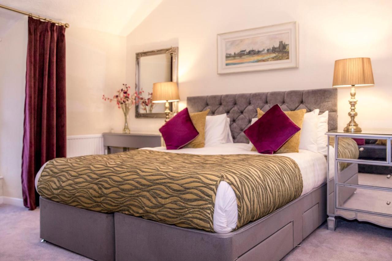 Royal Goat Hotel Beddgelert Buitenkant foto